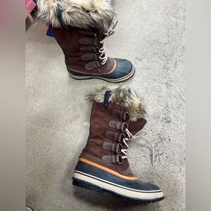 Sorel Joan of Arctic Boots